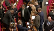 Ukraine : l'opposition bloque les débats au parlement