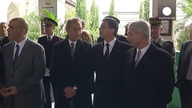 Hollande rinde tributo a los soldados musulmanes que dieron su vida por Francia