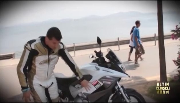 Honda VFR 800X Crossrunner (2011)