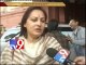 Jayaprada opposes passage of Telangana Bill