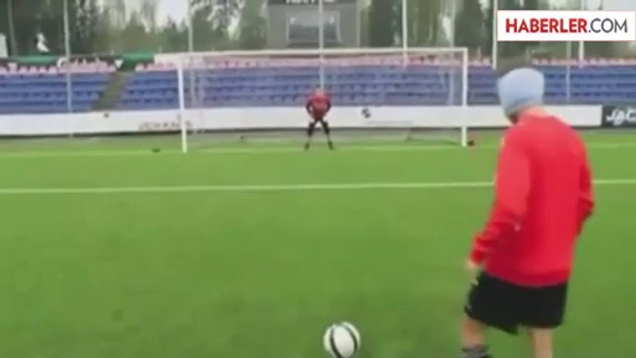 Böyle Penaltı Vuruşu Görülmedi!