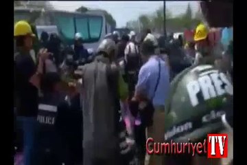 Tayland'da çatışma: 4 ölü, 64 yaralı!