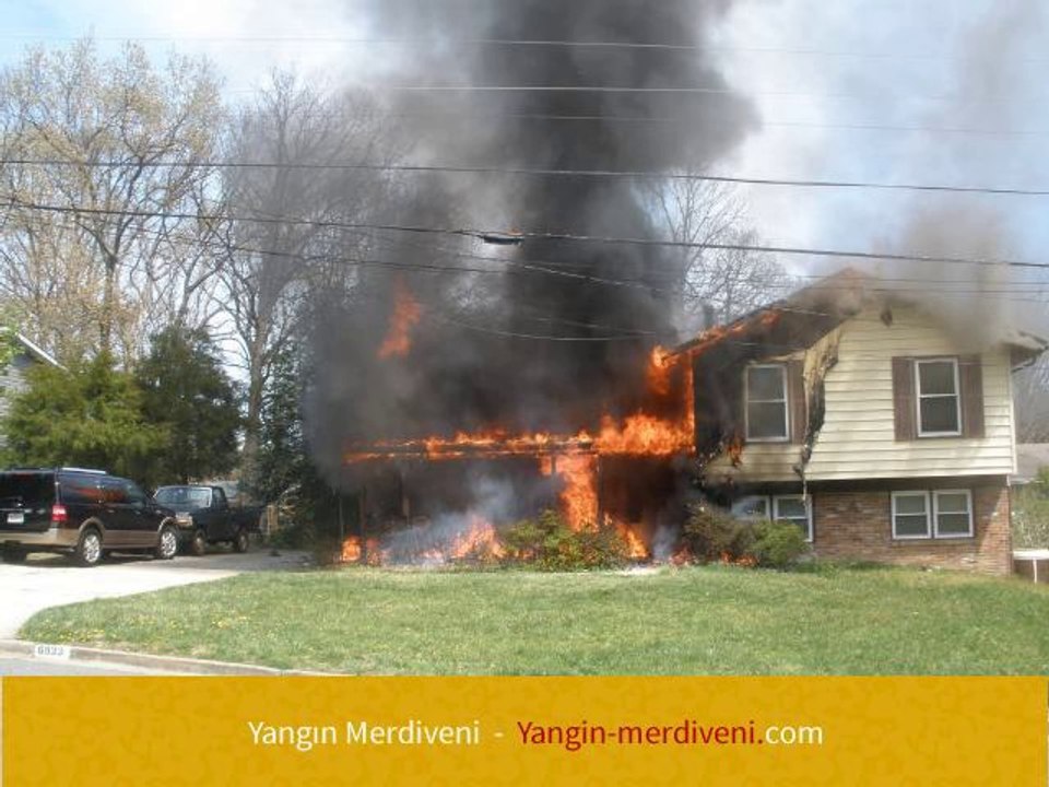 Yangın Merdiveni Kapı Kilidi