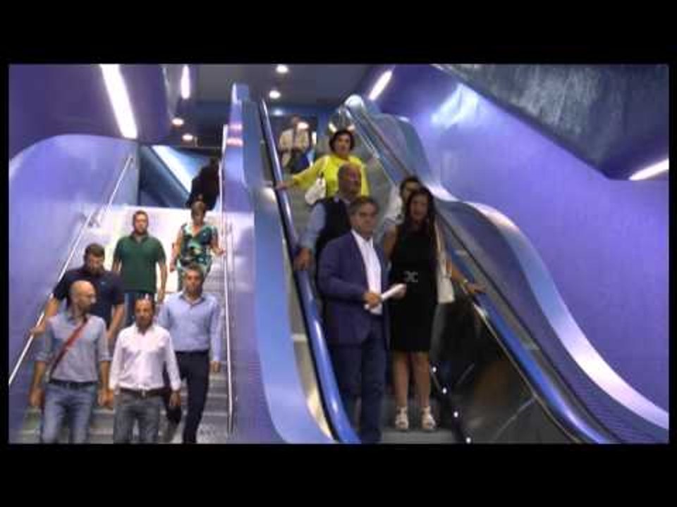 Napoli - La stazione di via Toledo la più bella d'Europa (18.02.14)