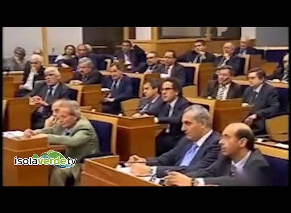 PECULATO IN REGIONE, RISCHIA ANCHE DE SIANO