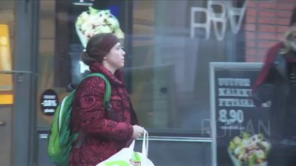 Blague : La Langue Collée Sur Un Poteau Gelé