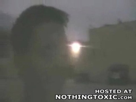 Régis Saute Sur Les Toits