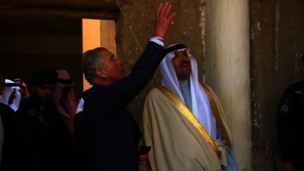 Prince Charles visits historic homes in Saudi Arabia