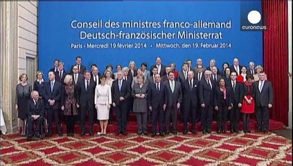 Angela Merkel, Putin ile Ukrayna'yı görüştü