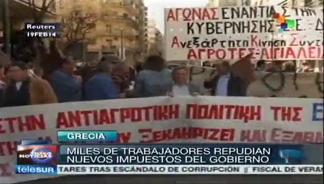 Trabajadores griegos marchan contra nuevos impuestos del gobierno