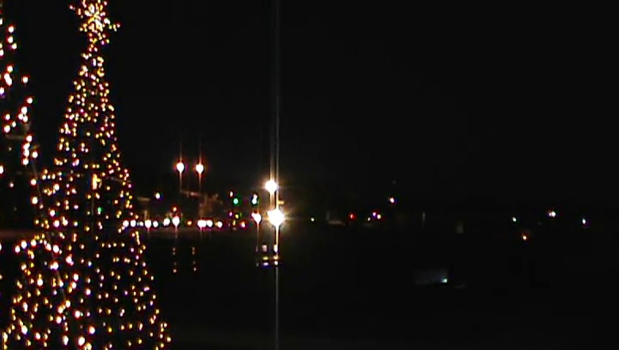 NS 220 intermodal train EB through Austell Ga.
