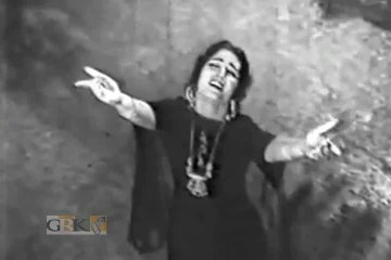 Menoo Tere Piche Sajna Kadi Gana Piya Kadi Nachna - PIND DI KURI