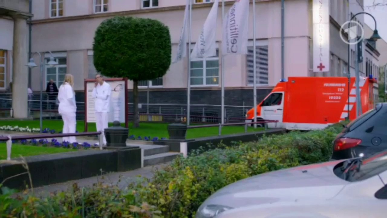 Folge 4452 Sebastian + Frida + Tanja