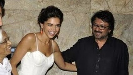 Deepika Padukone Thanks Sanjay Leela Bansali For Winning Filmfare Award !