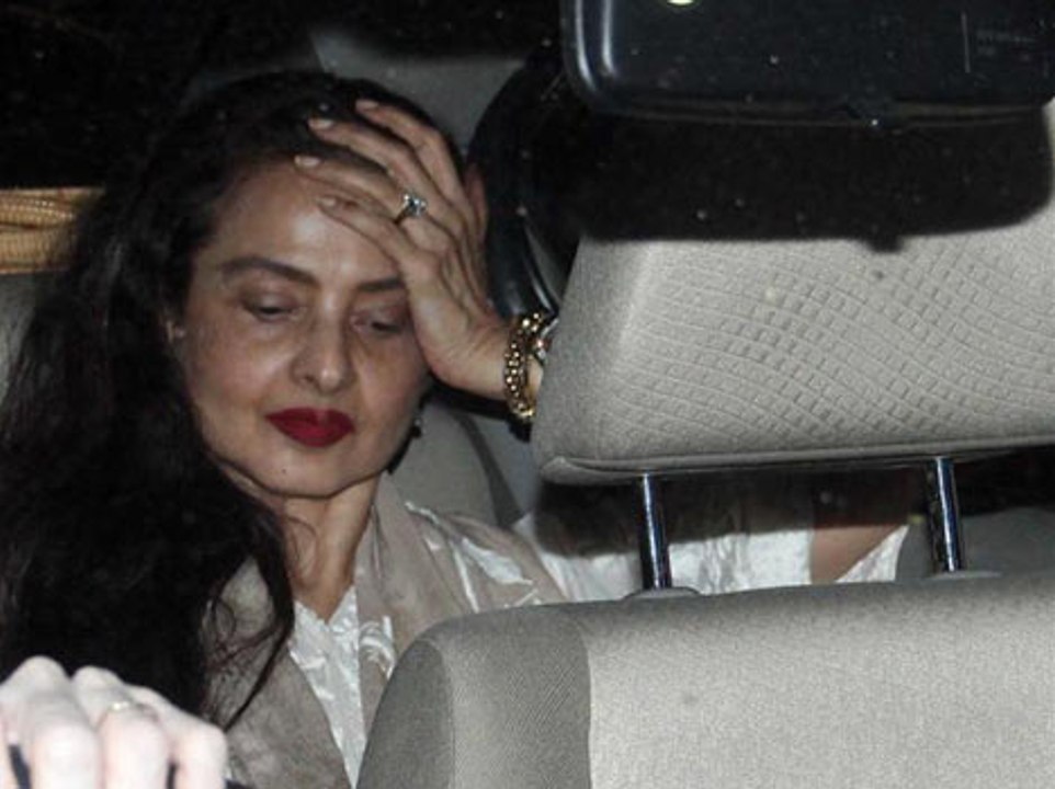 Rekha's real Face - Without Makeup