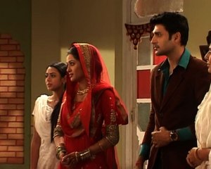 Bani Parmeet takes Bani to her parents