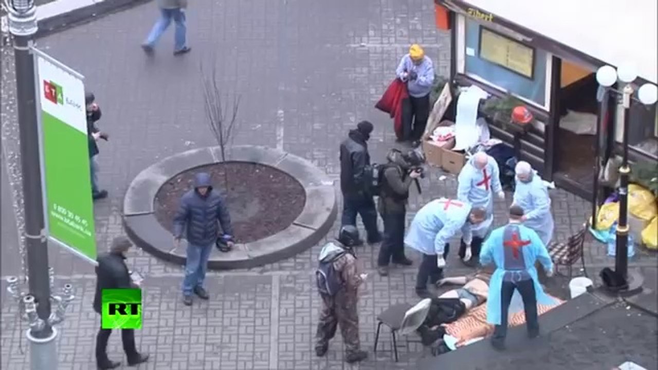 Death toll rising in Kiev's spiral of violence, protesters capture cops
