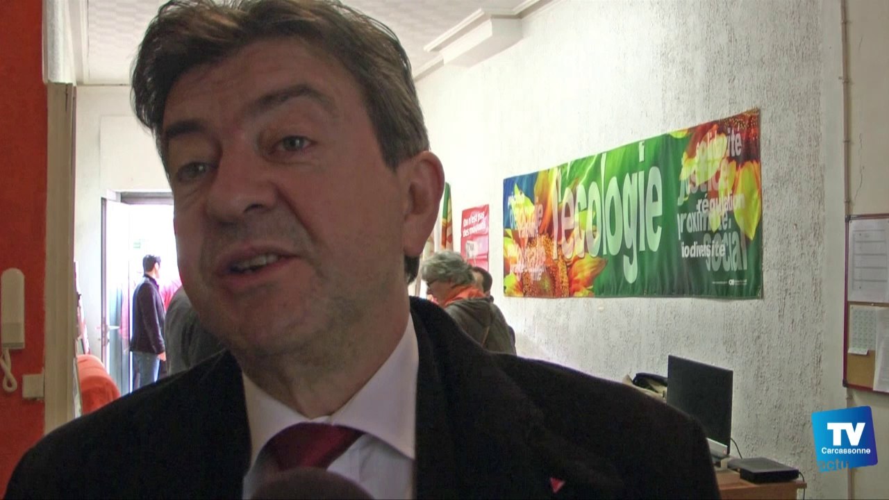 Jean-Luc mélenchon en visite à Carcassonne pour soutenir la liste "Carcassonne la citoyenne" conduite par Amandine Carrazoni :