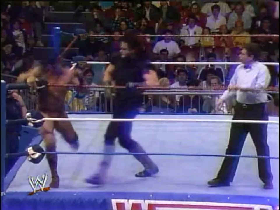 Wrestlemania VII - UnderTaker b Superfly Jimmy Snuka (1-0  - 24 03 1991 Los Angeles Arena)
