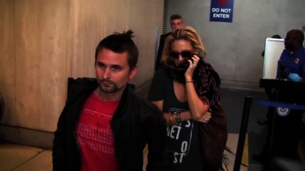 Télécharger la video: Signs of Kate Hudson and Matt Bellamy Relationship Trouble