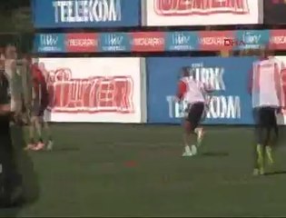 Gökhan Zan'la Melo işte böyle kapıştı!