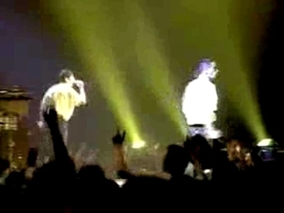 super disco breakin (live)