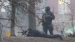 Ukraine : Les policiers tirent au Ak-47 sur les manifestants