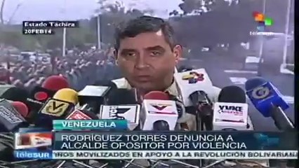 Min. Torres acusa a alcalde de San Cristóbal de organizar violencia