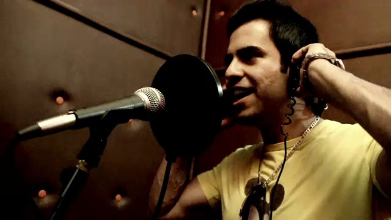 Who Rules The World - 1992 Cricket World Cup Official Song ft Junaid!