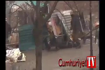 Ukrayna'da keskin nişancı dehşeti kamerada!