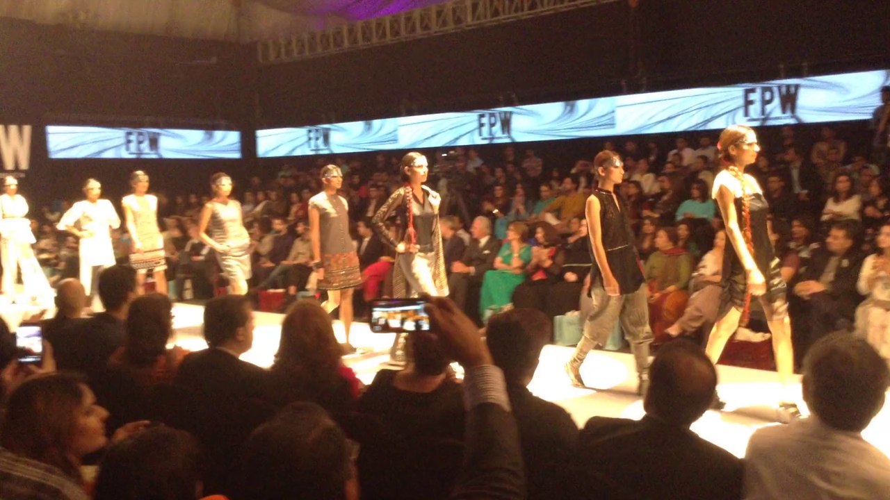 INAAYA - Day 02 of Fashion Pakistan Week -  S/S 2014