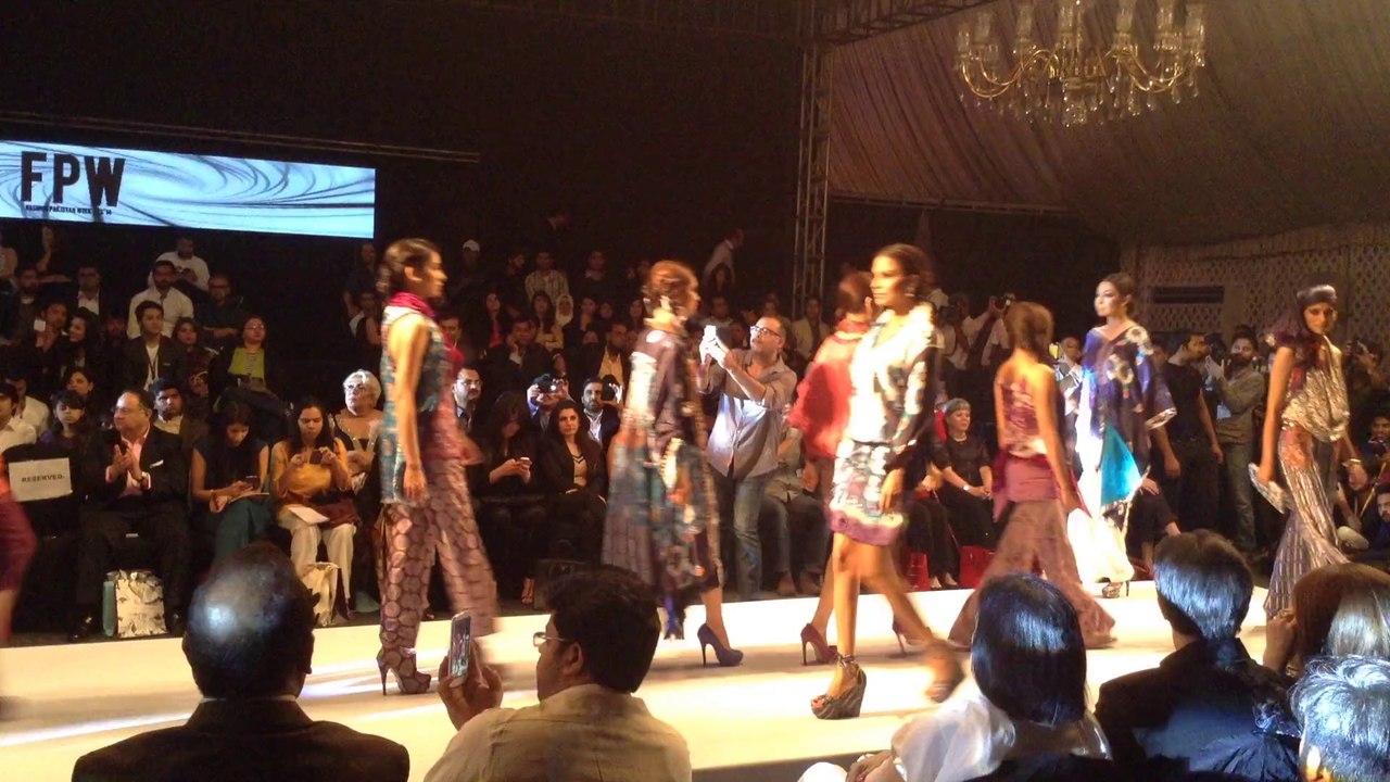 SHAMAEEL ANSARI - Day 02 of Fashion Pakistan Week -  S/S 2014