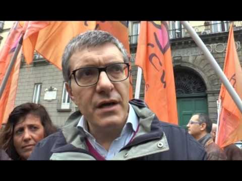 Napoli - Prosegue la protesta degli studenti disabili (20.02.14)