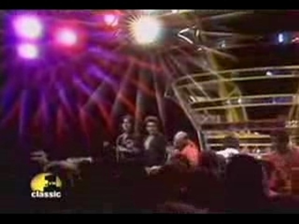 Carl Douglas Kung fu fighting