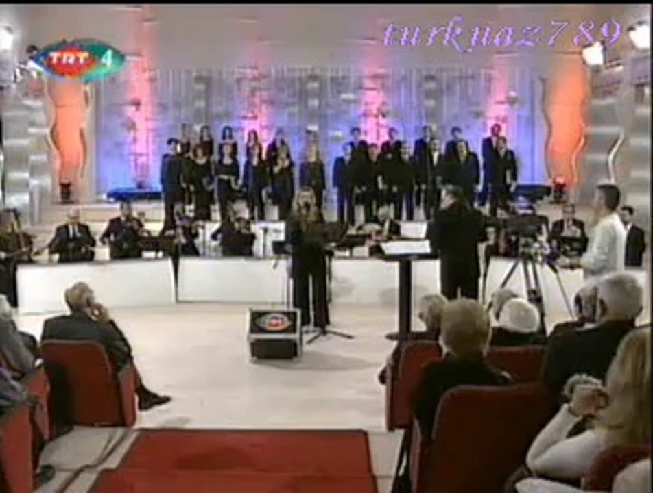 Gönül AKÖZ-Baharla Hazân Birleşemez Ortada Yaz Var