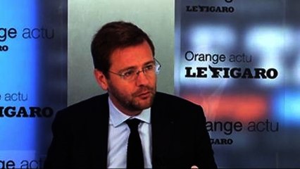 «Ayrault ne tient plus rien. Il est très fatigué, très usé»