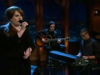 Adele  - Chasing Pavements // The Late Late Show with Craig Ferguson