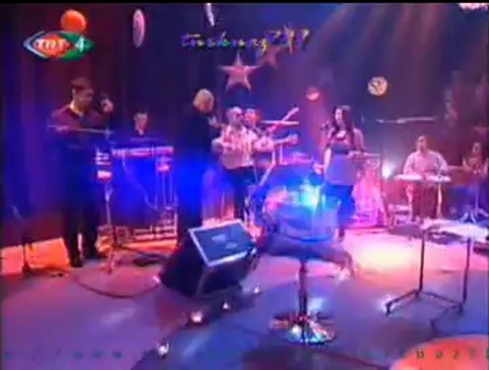 GRUP MECAZ & Hülya POLAT & Sabahattin GÜLÜMSER-İnce Giyerim İnce