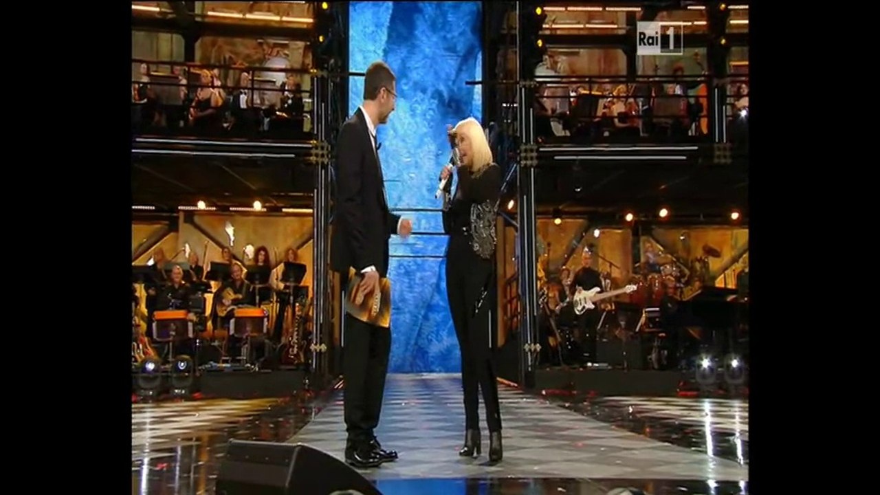 Raffaella Carra' - Sanremo 18 02 2014(Prima serata)