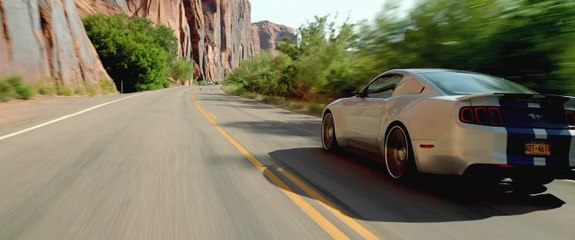 Need for Speed - Extrait "Wall St. Wipeout" - VO (HD)