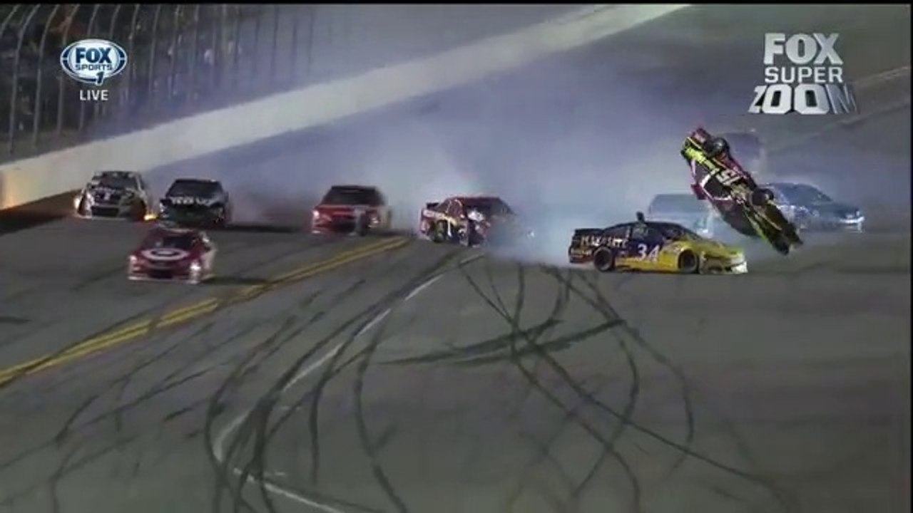 Nascar Sprint Cup 2014 Daytona Budweiser Duel Massive CRASH Bowyer