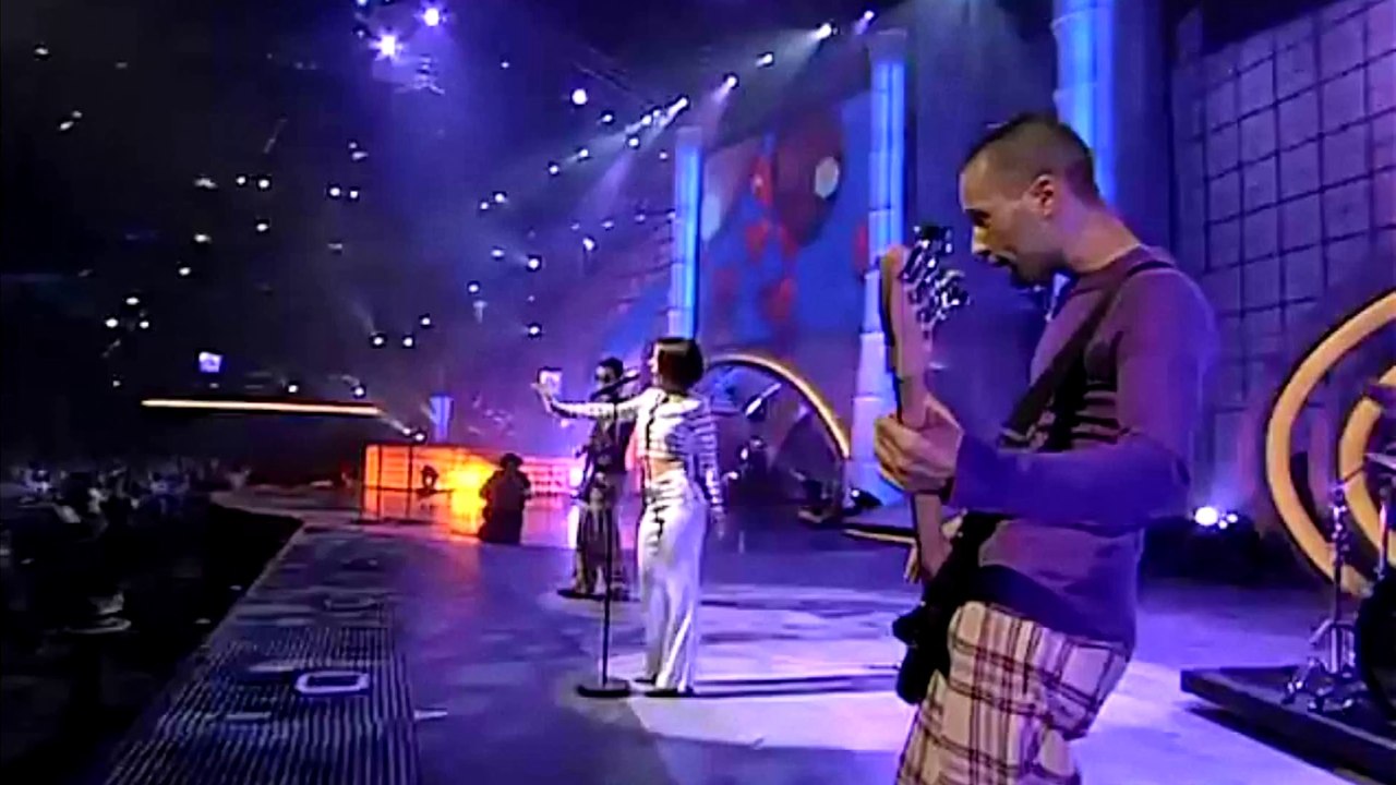 Alizée - L'Alize Live Bravo Supershow 03-23-2002 HQ Audio HD