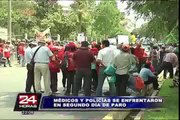 Médicos y policías se enfrentaron en el segundo día de paro