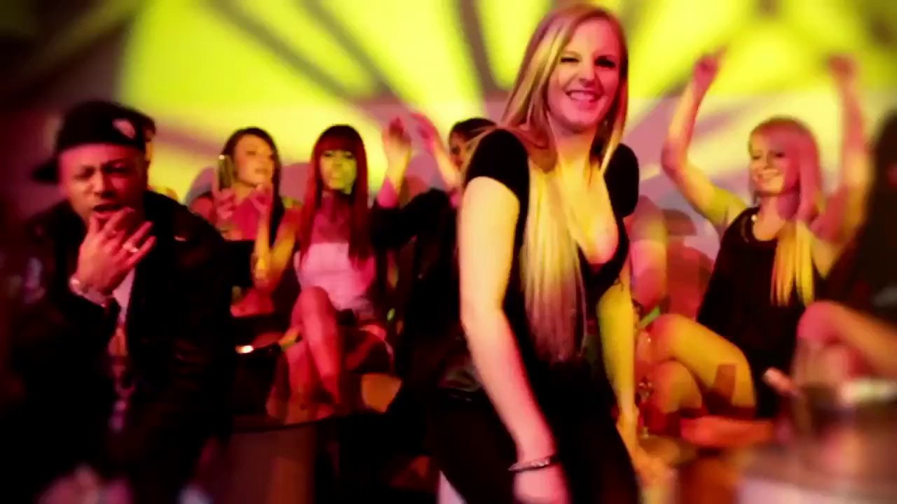 Crew 7 - Dancehall Queen (Official Video) Radio Mix