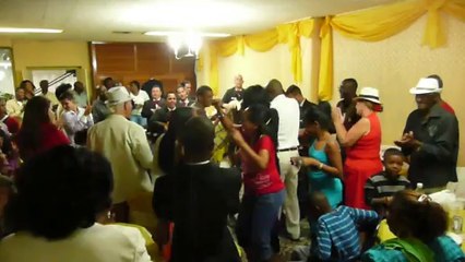 FELICIDADES Fin soirée  Mariage Greta Reyniel  Palacio los novias