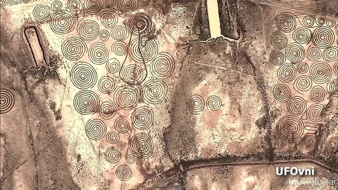 Traces Of Nazca & Crop Circle Verneukpan South Africa 2013 HD