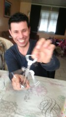 renato et son tire-bouchon