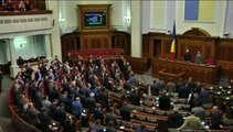 Les députés ukrainiens destituent le président Ianoukovitch