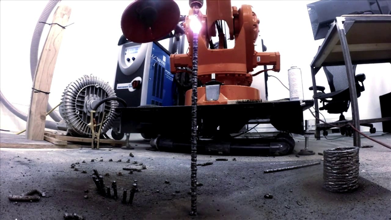 Une imprimante 3D qui fait des pièces uniques en METAL : MX3D printing