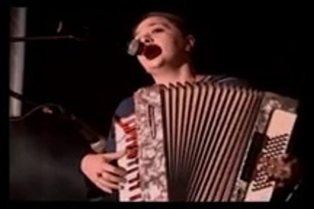 Grup Yorum    -  cerkez dansi